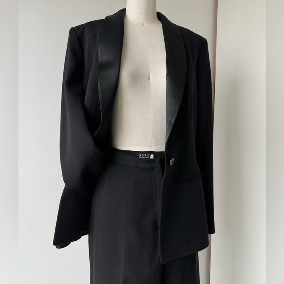 Micheal Kors classic 1 button Tuxedo Jacket size 12 🤵‍♀️ - Picture 9 of 14